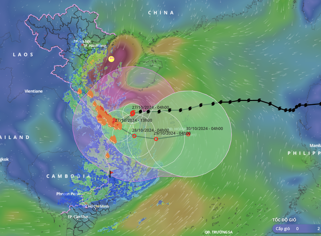 Bão đổ bộ sáng nay, miền Trung đỉnh điểm mưa lớn, gió mạnh- Ảnh 1.
