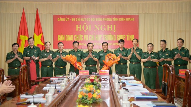 Đại tá Phạm Văn Thắng giữ chức Chỉ huy trưởng Bộ đội Biên phòng tỉnh Kiên Giang- Ảnh 1.