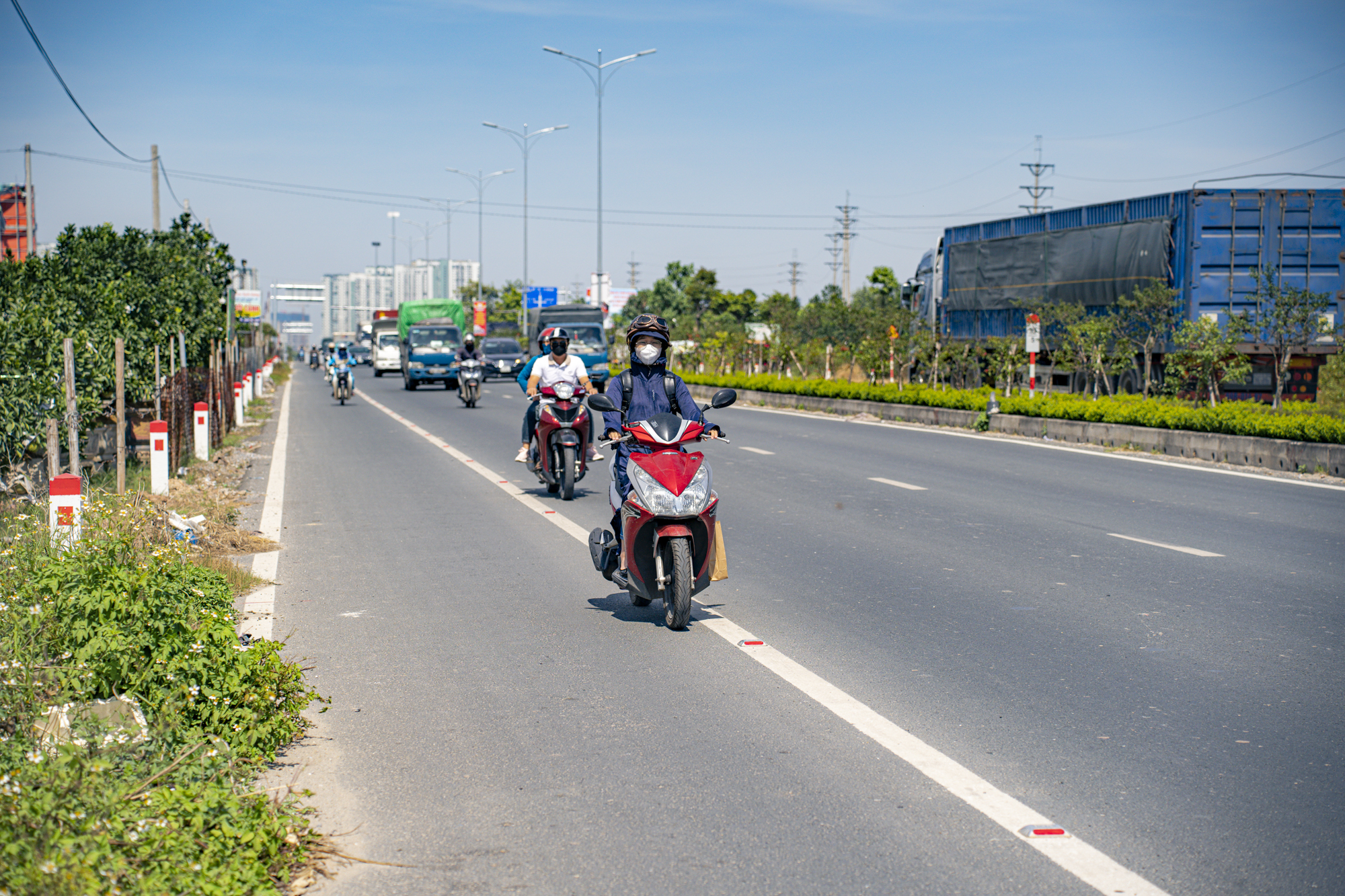 5-du-an-nang-cap-mo-rong-tuyen-duong-lien-tinh-ha-noi--hung-yen-keo-dai-17300763051981497845405.jpg