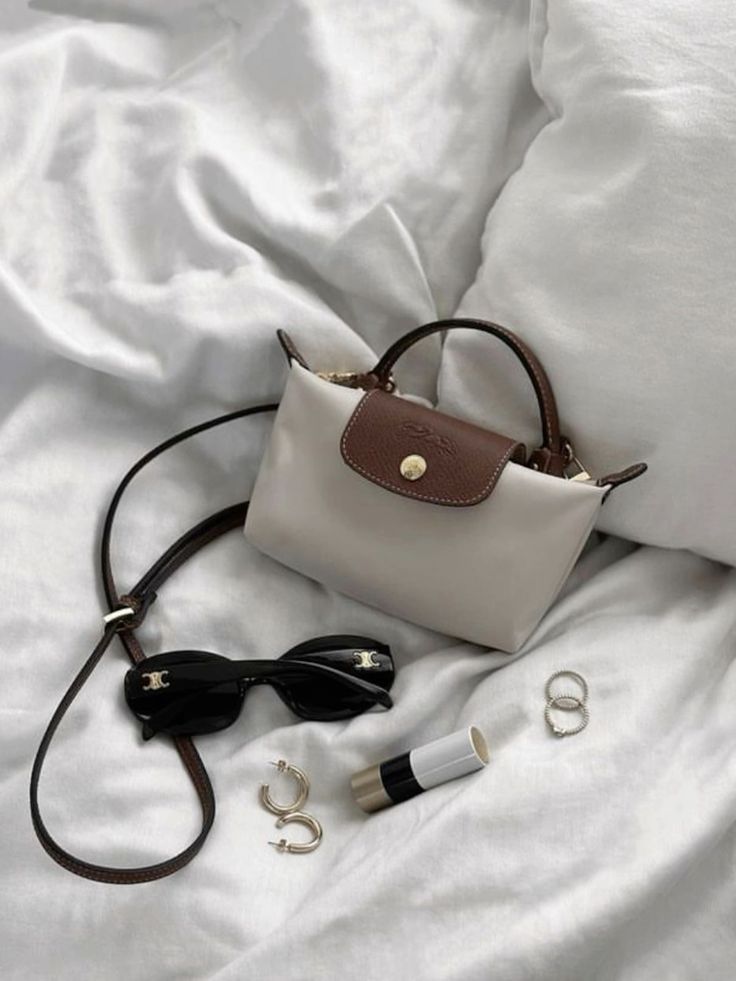 Có gì hot ở chiếc túi Longchamp dáng mini này mà dân công sở không ngại đầu tư sưu tầm đủ màu- Ảnh 18.