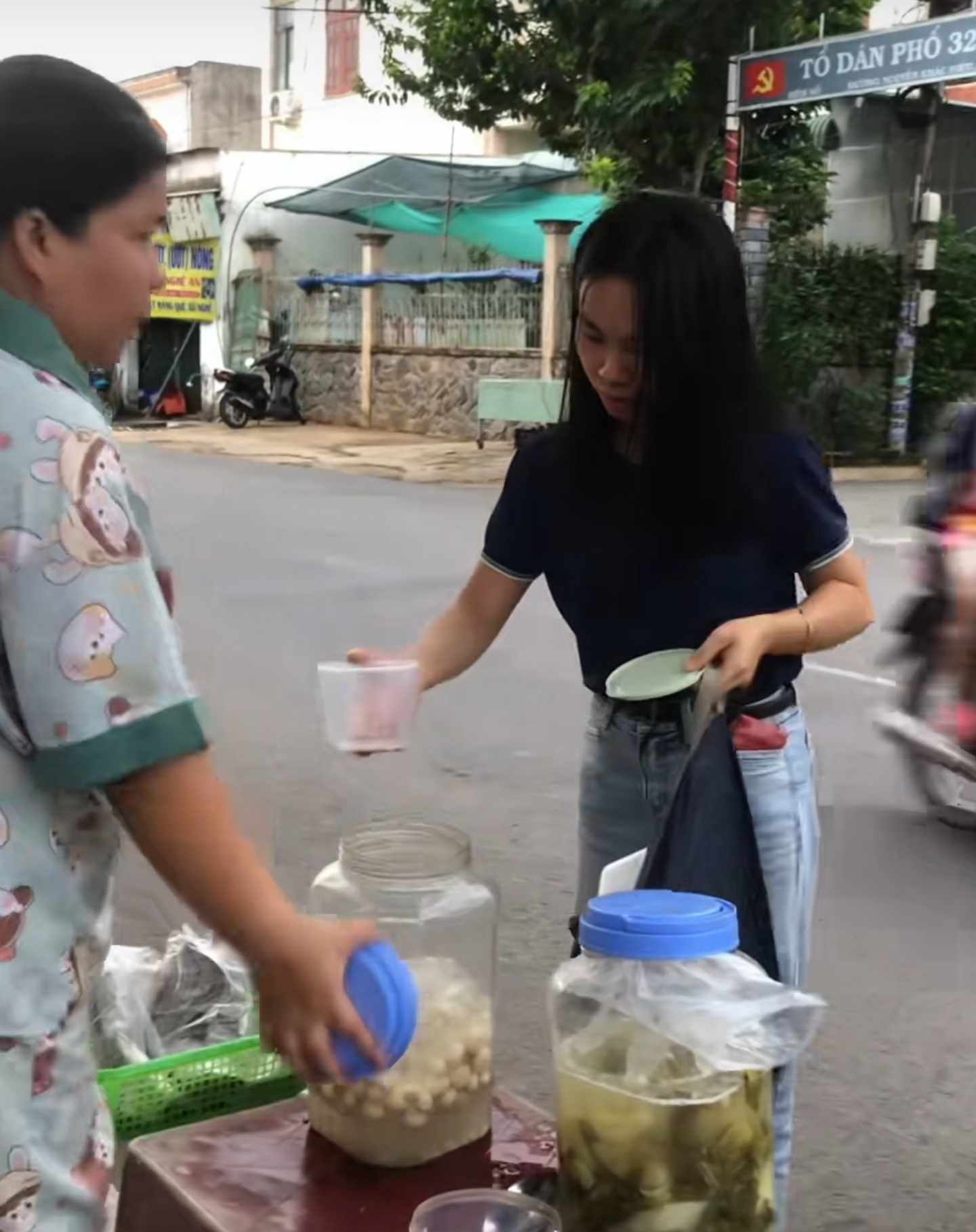 Mẹ đảm ở Đồng Nai chia sẻ về việc tiêu chỉ 8 triệu/tháng khiến chị em hết lời khen ngợi vì "giỏi và khéo quá"- Ảnh 1.