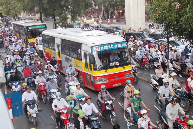 Vì sao chọn Hoàn Kiếm để thí điểm hạn chế, cấm phương tiện giao thông- Ảnh 1.