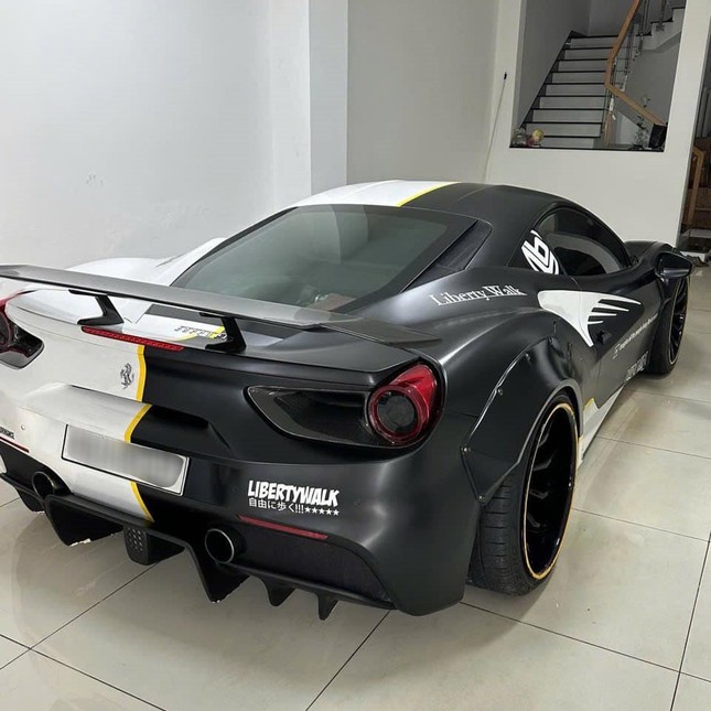 Ferrari 488 GTB độ độc nhất Việt Nam rao bán hơn 9 tỷ đồng- Ảnh 3.