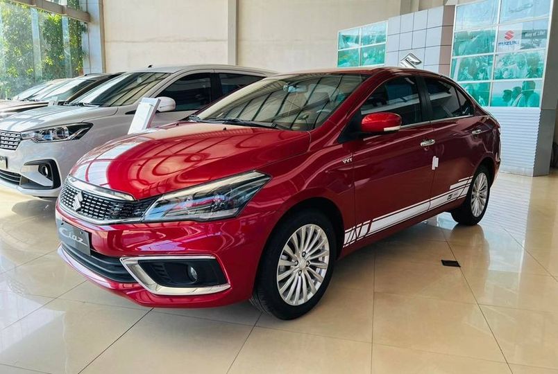 Suzuki Ciaz giảm hơn 100 triệu tại đại lý: Giá thực tế từ 430 triệu, rẻ ngang Vios số sàn nhưng người mua phải đánh đổi một thứ- Ảnh 2.