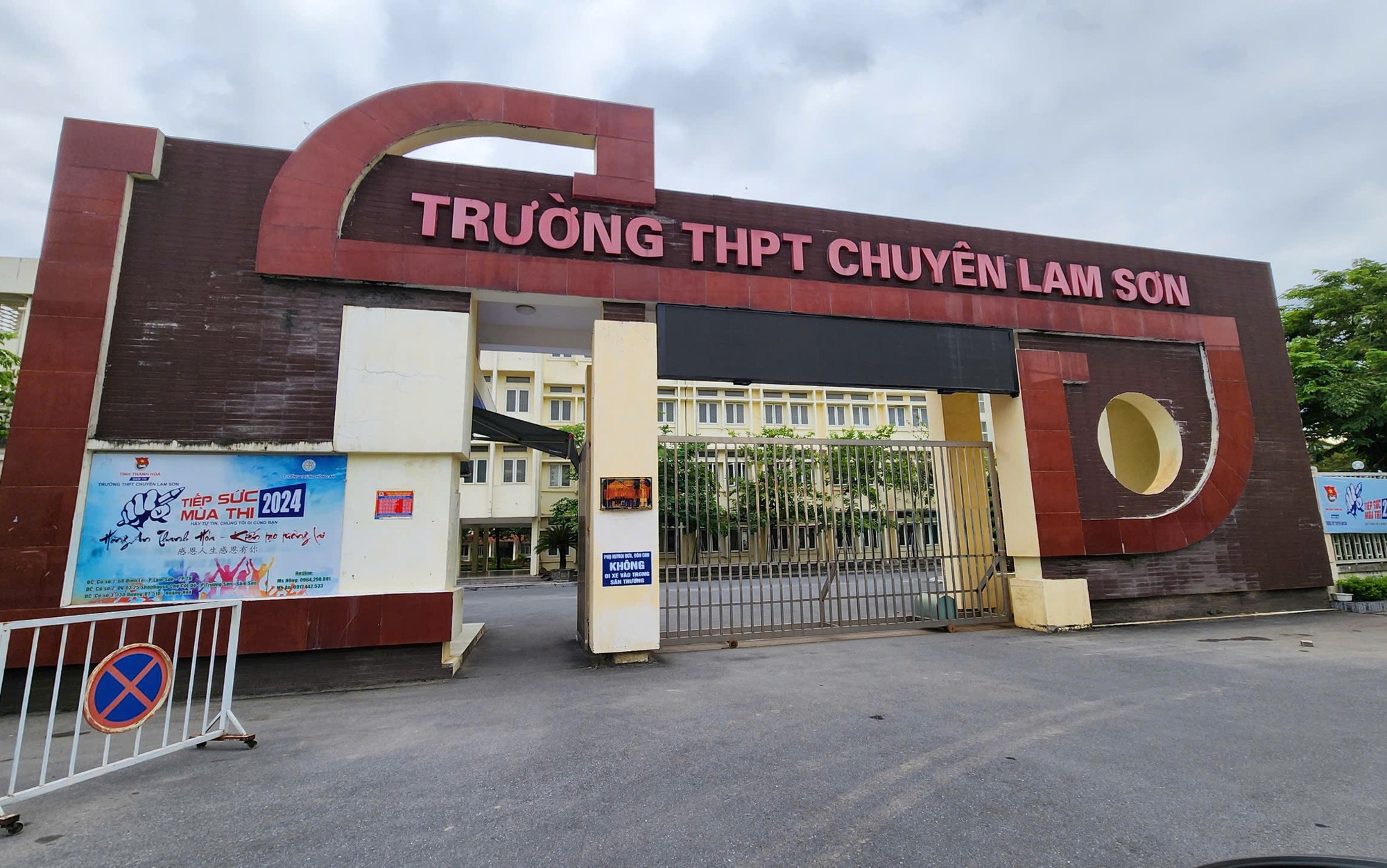 Vụ "lùm xùm" ở Trường THPT Chuyên Lam Sơn: Thanh tra Sở vào cuộc- Ảnh 1.