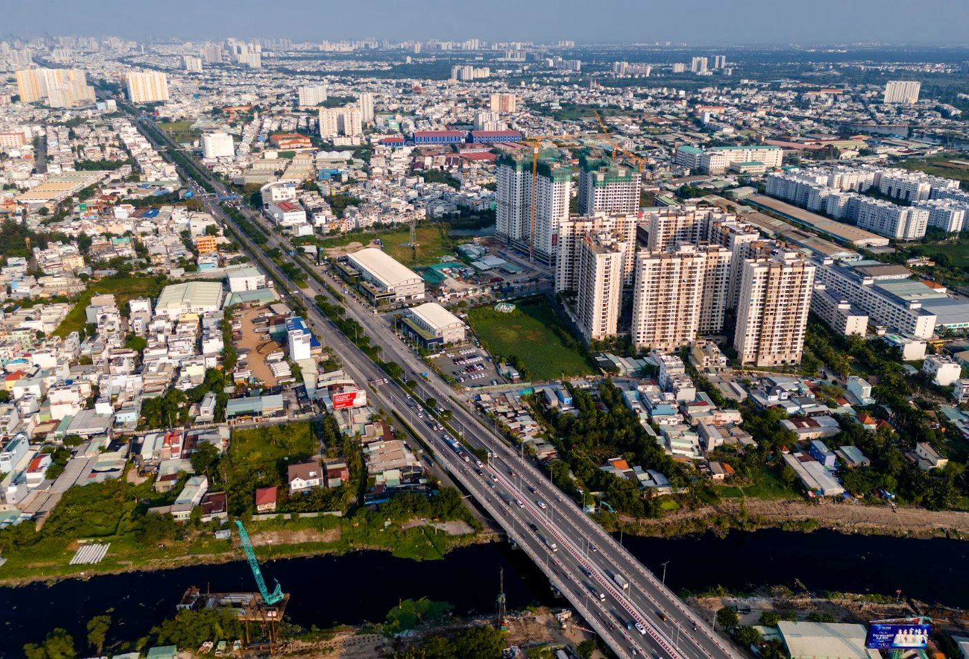 Tranh thủ “tậu” nhà trước Tết, người mua tiết kiệm được hàng trăm triệu đồng nhờ tận dụng yếu tố này- Ảnh 3.