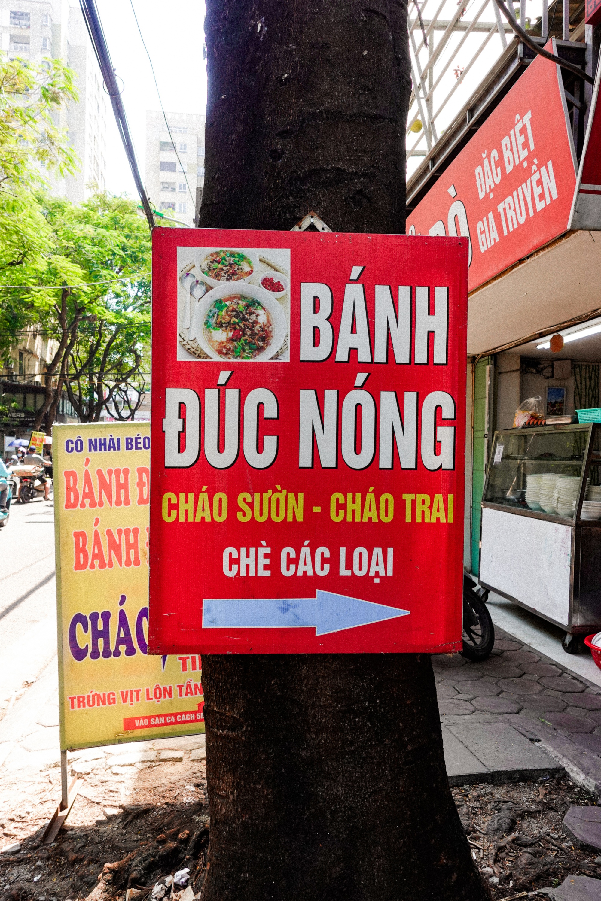 Hàng bánh đúc nóng "huyền thoại" 30 năm gắn với tuổi thơ nhiều người Hà Nội, trời thu này mà đi ăn là tuyệt nhất!- Ảnh 5.