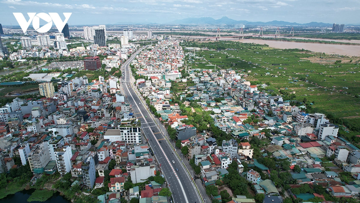 Cận cảnh tuyến đường ven sông Hồng "cong mềm mại" nhất ở Hà Nội- Ảnh 1.