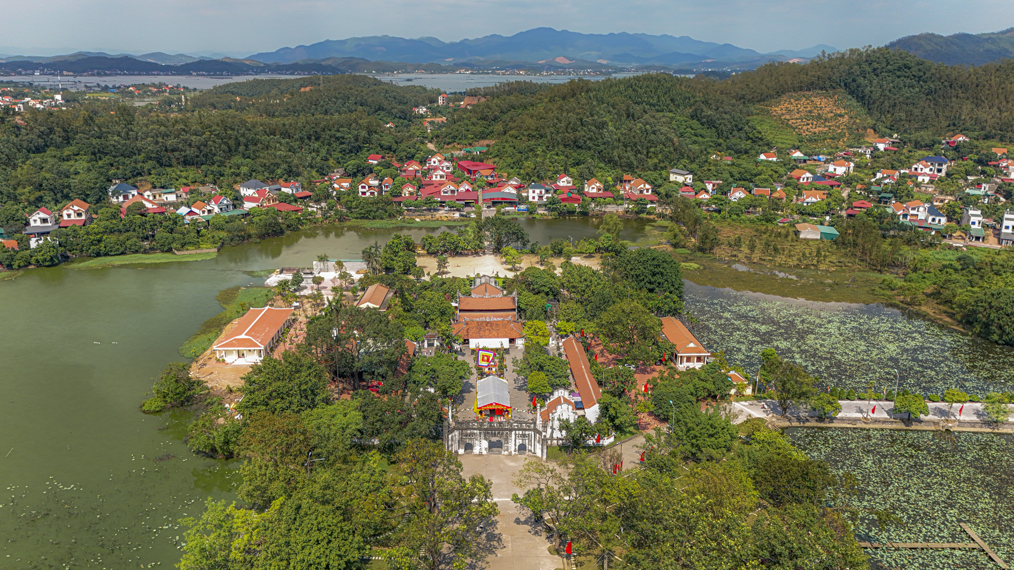 Đoạn đường chỉ dài 30 km nhưng có đến 3 thành phố: Nơi mới vài ngày tuổi, nơi chỉ có một hộ nghèo- Ảnh 5.