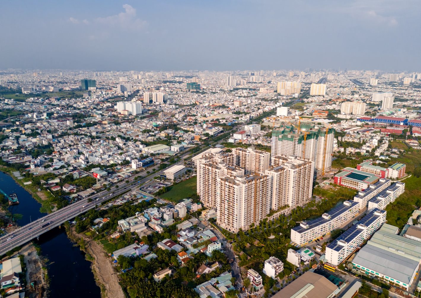 Loạt chính sách bán hàng “khủng” chào sân BĐS phía Nam dịp cuối năm, có dự án ưu đãi gần 2 tỉ đồng- Ảnh 1.