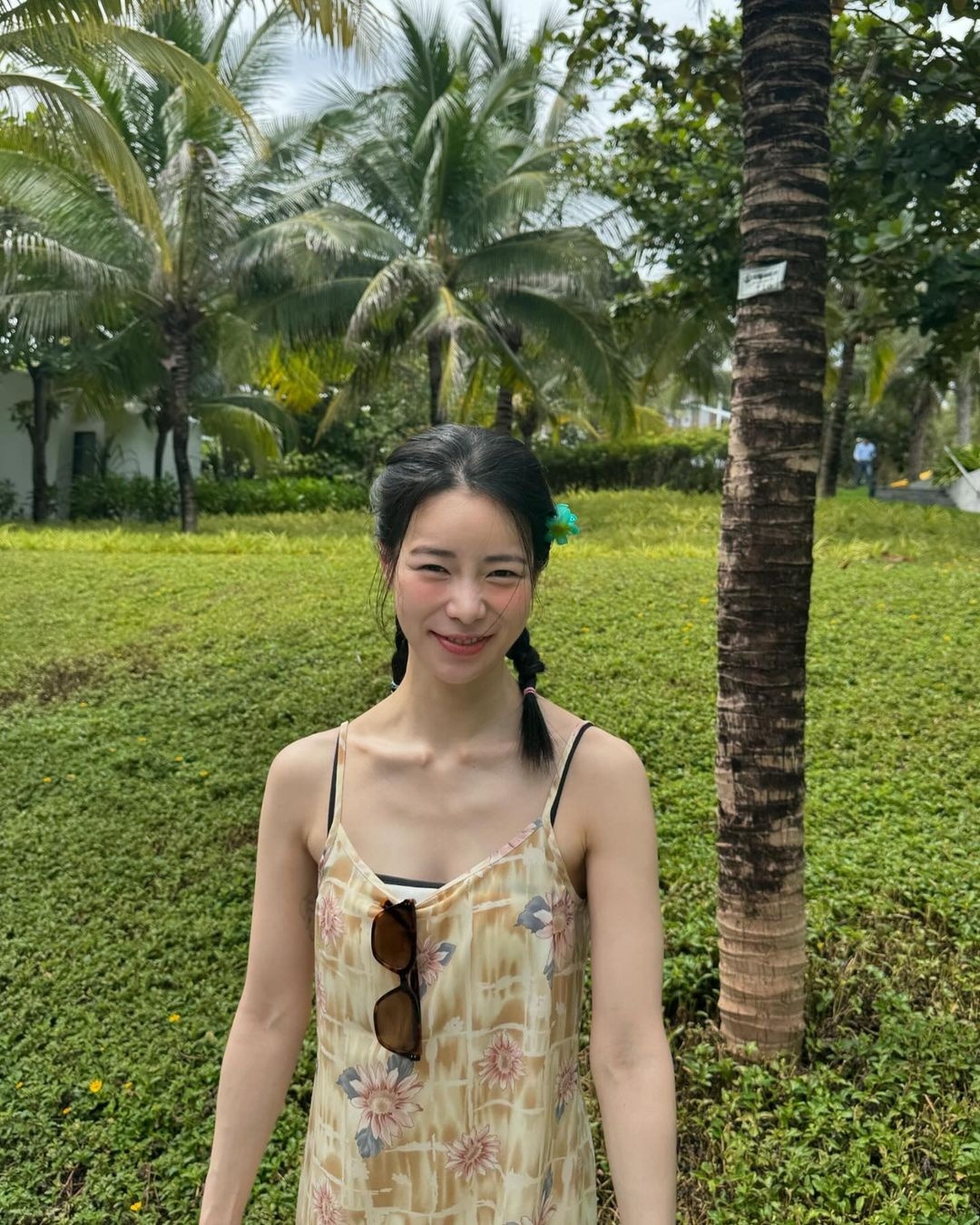 "Ác nữ" Lim Ji Yeon xả ảnh du lịch Nha Trang, nhan sắc cam thường cực đỉnh hút gần 200 nghìn "lượt tim"- Ảnh 1.