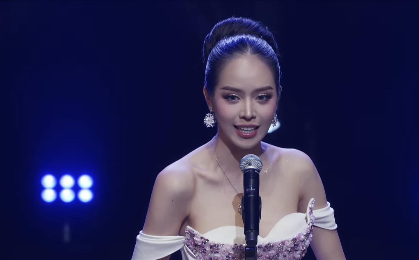 Video: Hoa hậu Thanh Thủy ứng xử đỉnh cỡ nào mà ẵm vương miện Miss International đầu tiên cho Việt Nam?- Ảnh 1.