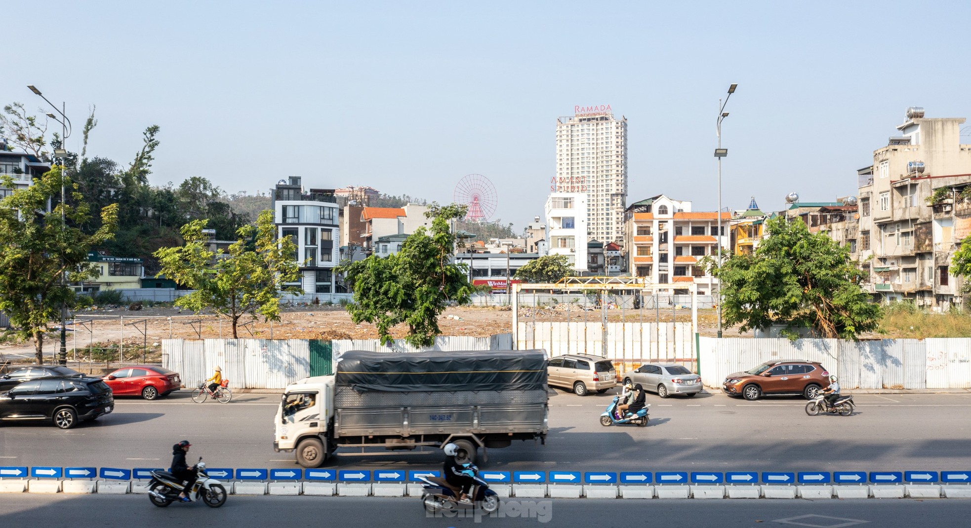 Cận cảnh lô 'đất vàng' ở Hạ Long 8 năm không xây nổi móng chung cư- Ảnh 8.