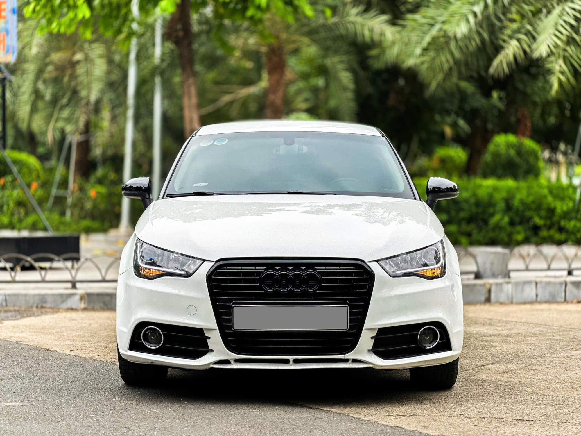 Hơn 300 triệu không mua Bingo thì tậu được hẳn Audi A1: 14 năm chạy 120.000km, người bán khẳng định bảo dưỡng đầy đủ- Ảnh 4.