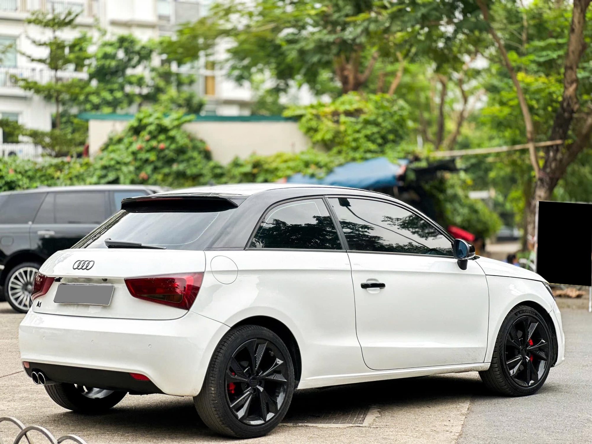 Hơn 300 triệu không mua Bingo thì tậu được hẳn Audi A1: 14 năm chạy 120.000km, người bán khẳng định bảo dưỡng đầy đủ- Ảnh 5.