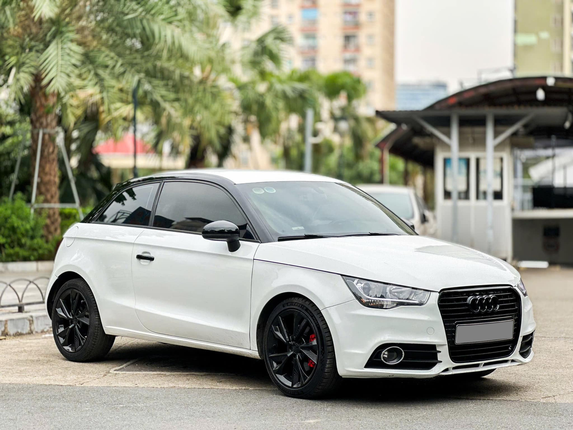 Hơn 300 triệu không mua Bingo thì tậu được hẳn Audi A1: 14 năm chạy 120.000km, người bán khẳng định bảo dưỡng đầy đủ- Ảnh 1.