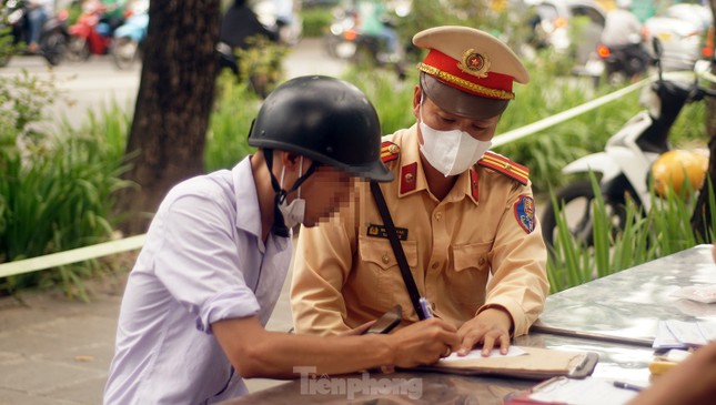 Thủ tục trừ, phục hồi điểm Giấy phép lái xe sẽ đảm bảo đơn giản, tránh phiền hà- Ảnh 3.