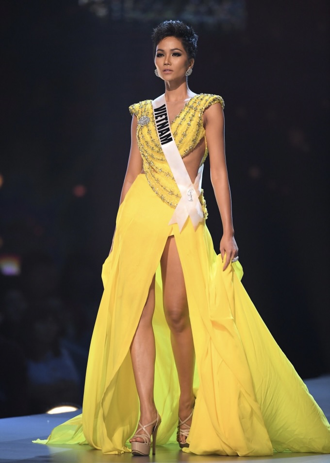 H'Hen Niê đã làm gì ở Miss Universe 6 năm trước mà thành huyền thoại đến ngày nay?- Ảnh 4.