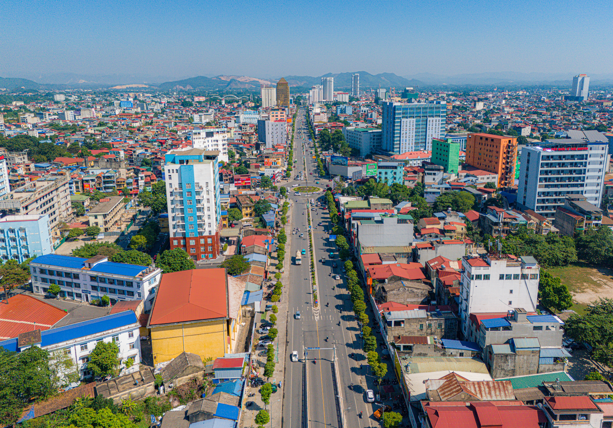 Không phải Bình Dương hay Quảng Ninh: Một tỉnh cứ đi 7 km lại có một thành phố- Ảnh 3.