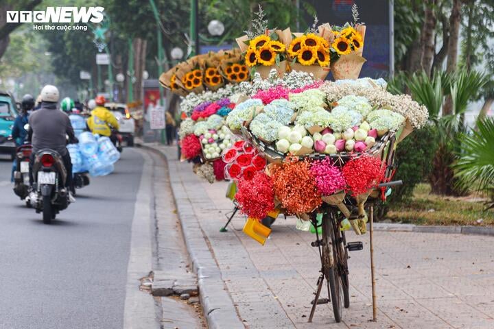 'Đặc sản' Hà Nội tăng giá gấp đôi, khách vẫn chịu chơi lùng mua- Ảnh 10.