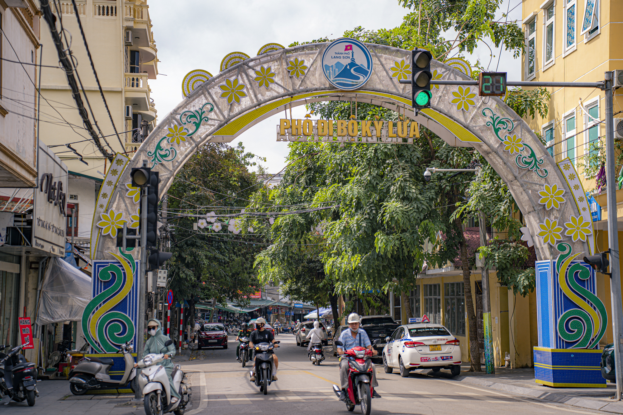 Diện mạo tỉnh có hơn 200 km đường biên giới đang xây dựng 2 cao tốc trị giá 25.000 tỷ, hứa hẹn phát triển bứt phá- Ảnh 10.