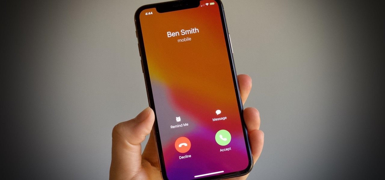 iPhone có tính năng ghi âm cuộc gọi, người dùng Việt thất vọng: "Khác gì đánh động luôn cho bọn lừa đảo"- Ảnh 1.