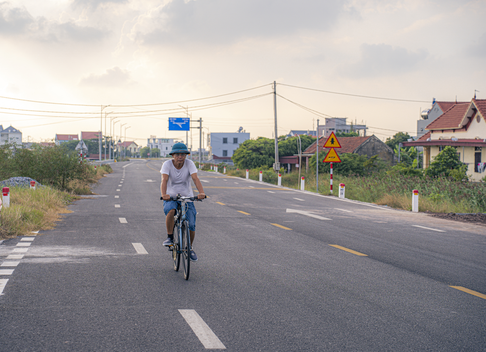 Chiêm ngưỡng tuyến đường 2.700 tỷ đồng, dài 65 km mới hoàn thành ở Nam Định- Ảnh 7.