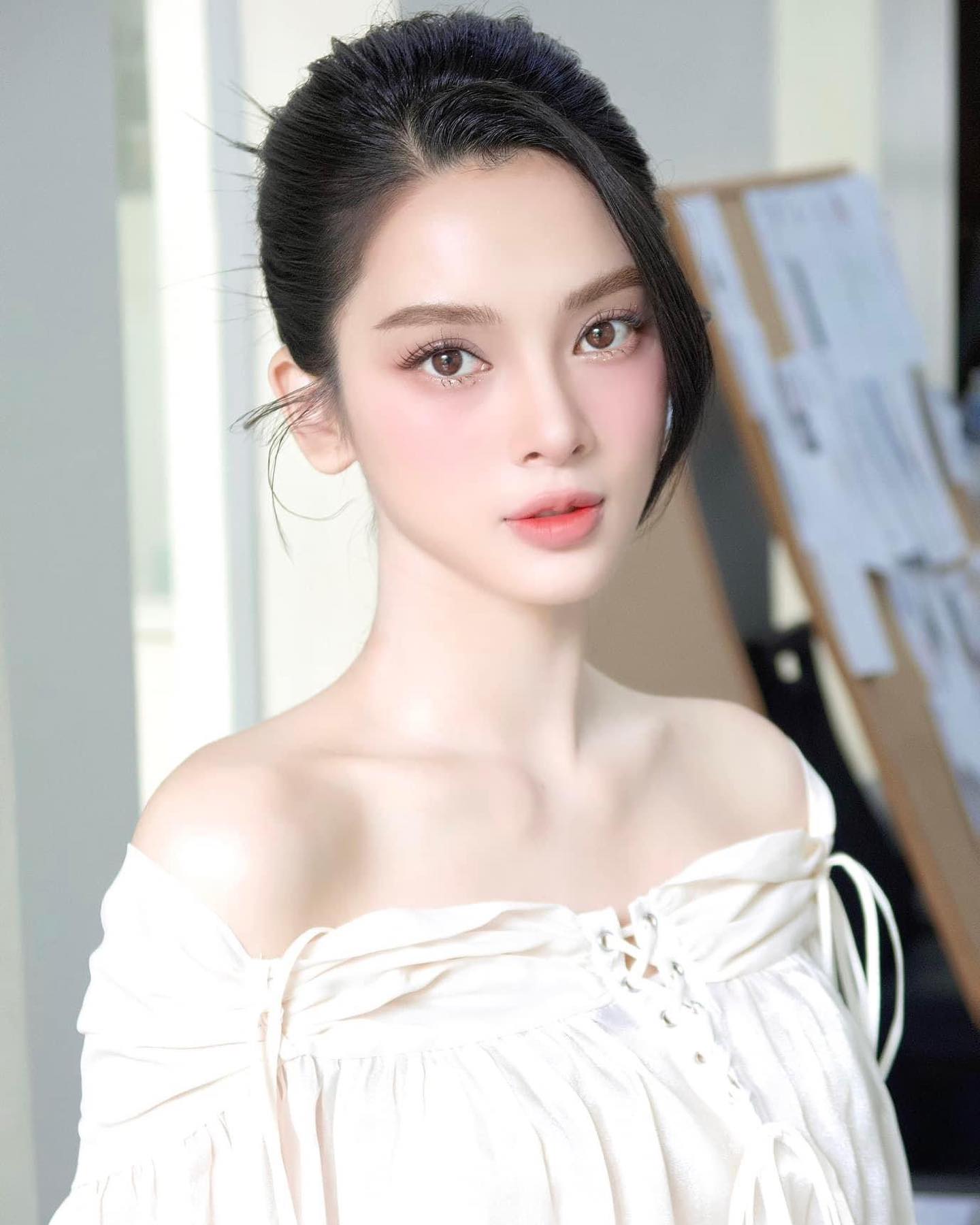 Xuất hiện 