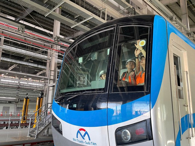 17 đoàn tàu metro số 1 hoàn thành đăng kiểm, sẵn sàng vận hành- Ảnh 1.