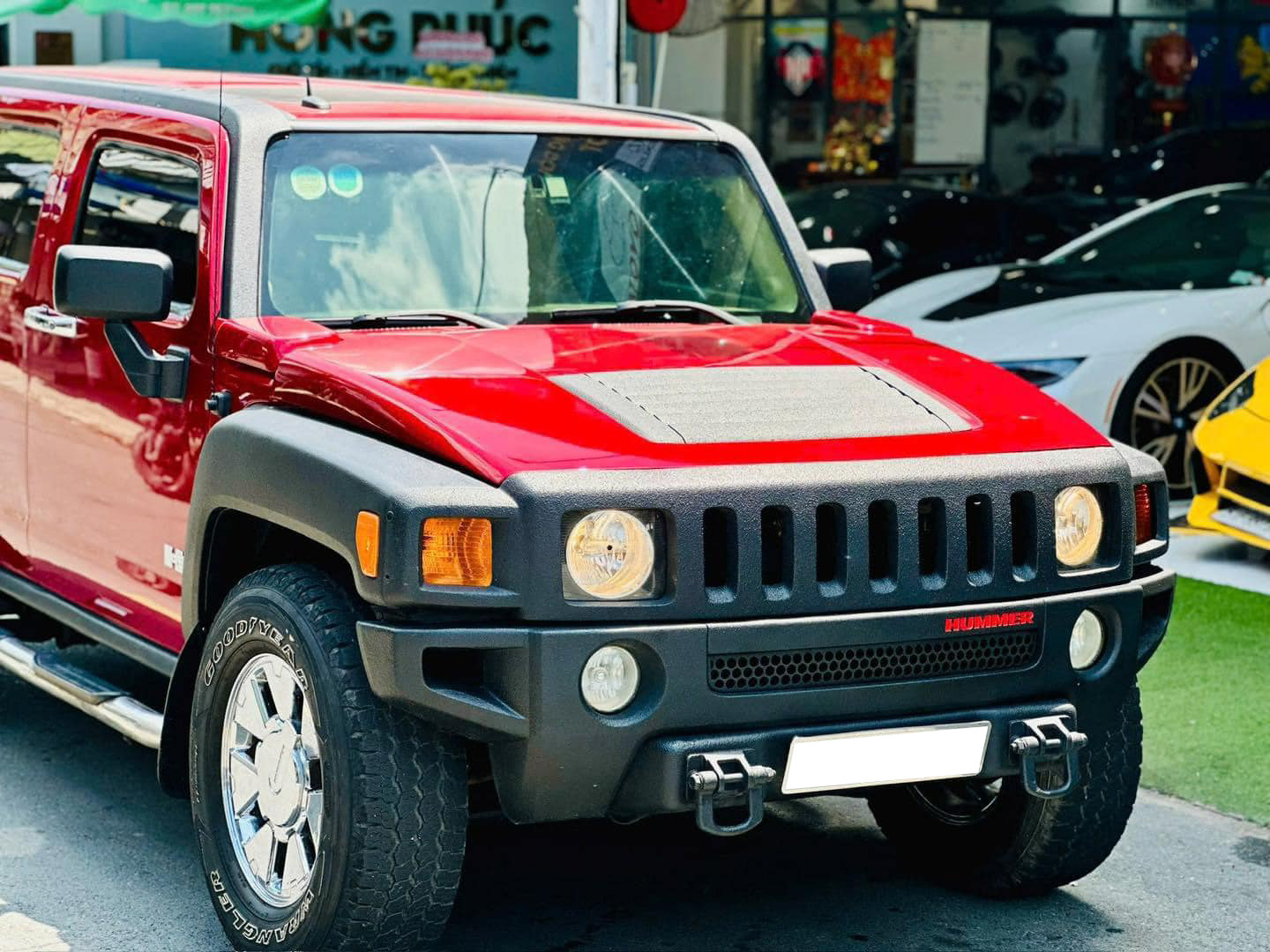 Hàng hiếm Hummer H3 sau 20 năm vẫn có giá ngang Santa Fe ‘đập hộp’: Đã độ màn hình, âm thanh hơn 100 triệu- Ảnh 3.