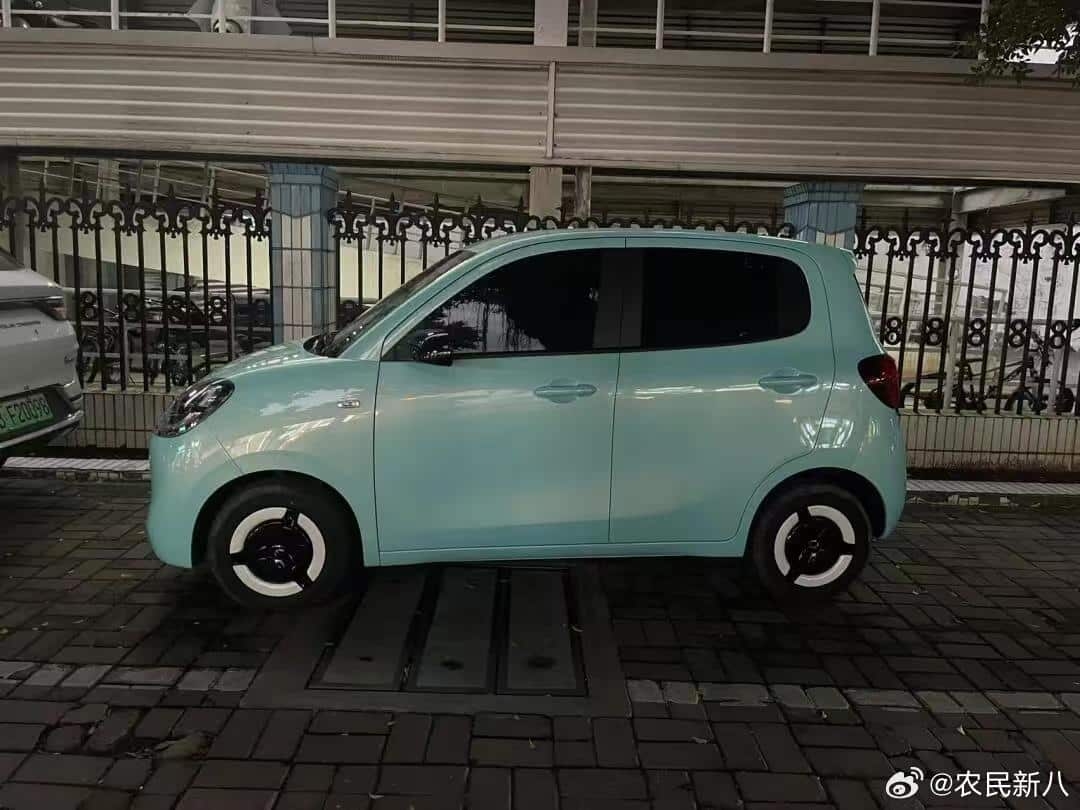 Wuling Mini EV lộ bản mới: Như Bingo thu nhỏ, 2 màn hình, tầm hoạt động không đổi, ghế sau bị chê vẫn chật- Ảnh 9.