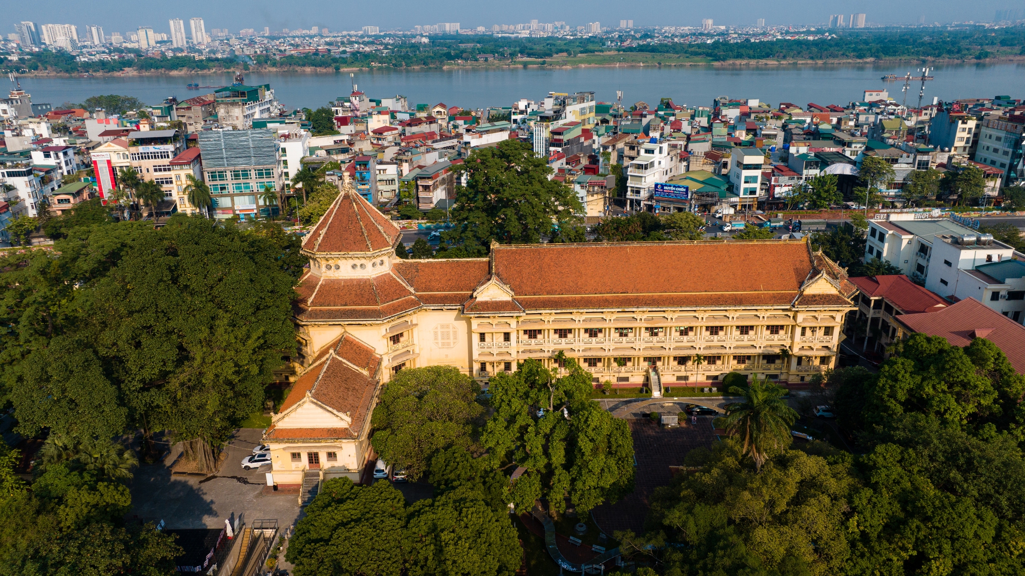 Ngắm những công trình văn hóa, lịch sử của quận Hoàn Kiếm từ trên cao- Ảnh 13.