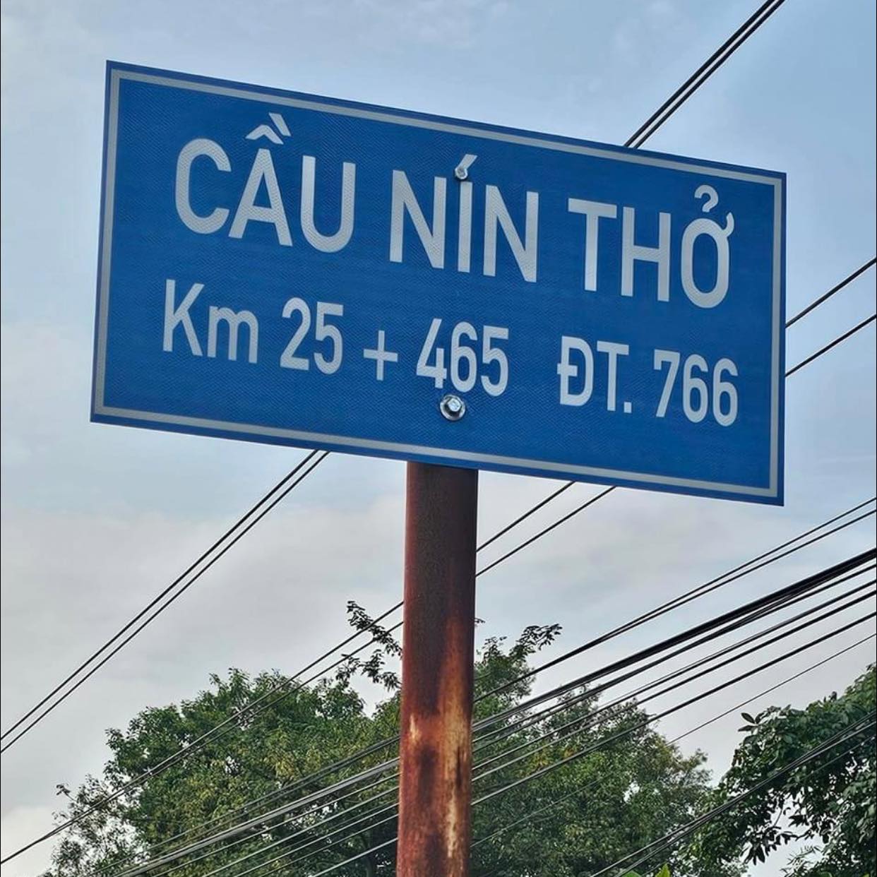 Loạt tên gọi độc lạ của những cây cầu khắp Việt Nam: Từ "Nín Thở", "Vô Tình" cho đến tên 1 loại bánh- Ảnh 1.