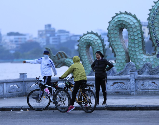 Sáng nay, mùa Đông Hà Nội đã về thật rồi!- Ảnh 14.