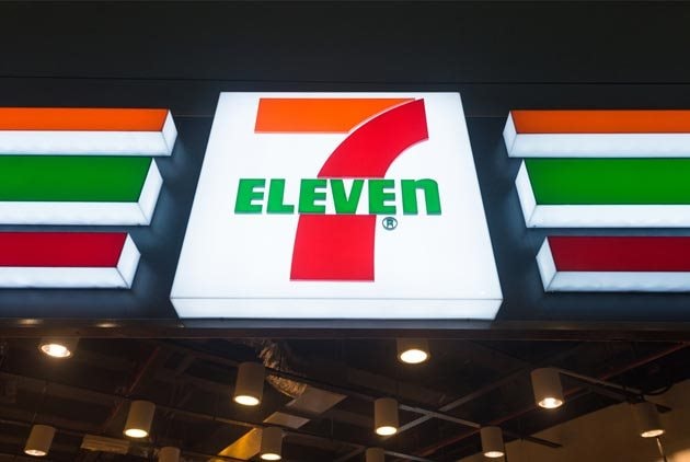 Bí mật gần 100 năm của 7-Eleven khiến người nước ngoài quyết chi 47 tỷ USD thâu tóm- Ảnh 4.