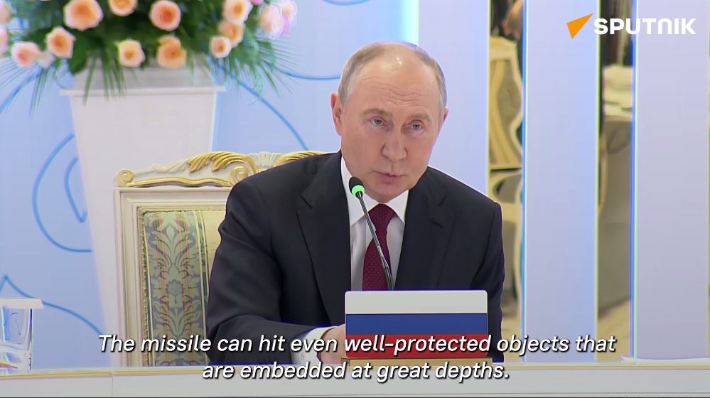 Ông Putin tuyên bố nóng về tên lửa Oreshnik: Nga khóa không phận chuẩn bị tấn công, hé lộ mục tiêu ở Kiev- Ảnh 3.