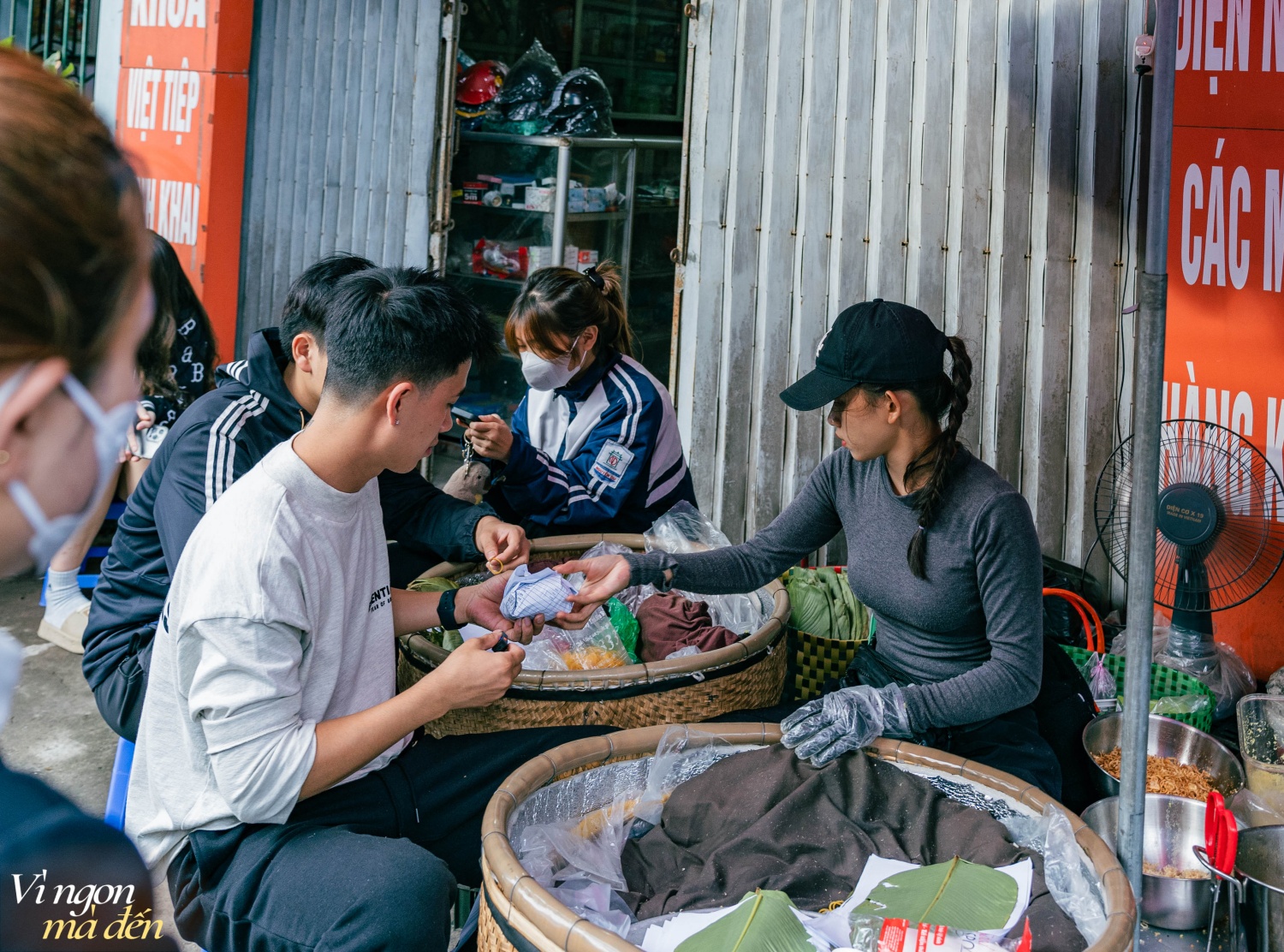 Hàng xôi hot nhất TikTok của vợ chồng Dương Thảo: Bài học kinh doanh đầy sáng tạo qua MXH, nhưng quan trọng là chất lượng xôi không phải dạng vừa- Ảnh 5.