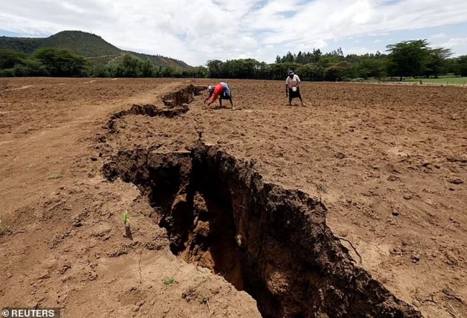 Tại sao lục địa Châu Phi đang bị chia tách thành hai: Giải mã bí mật địa chất âm ỉ suốt hàng chục triệu năm- Ảnh 1.