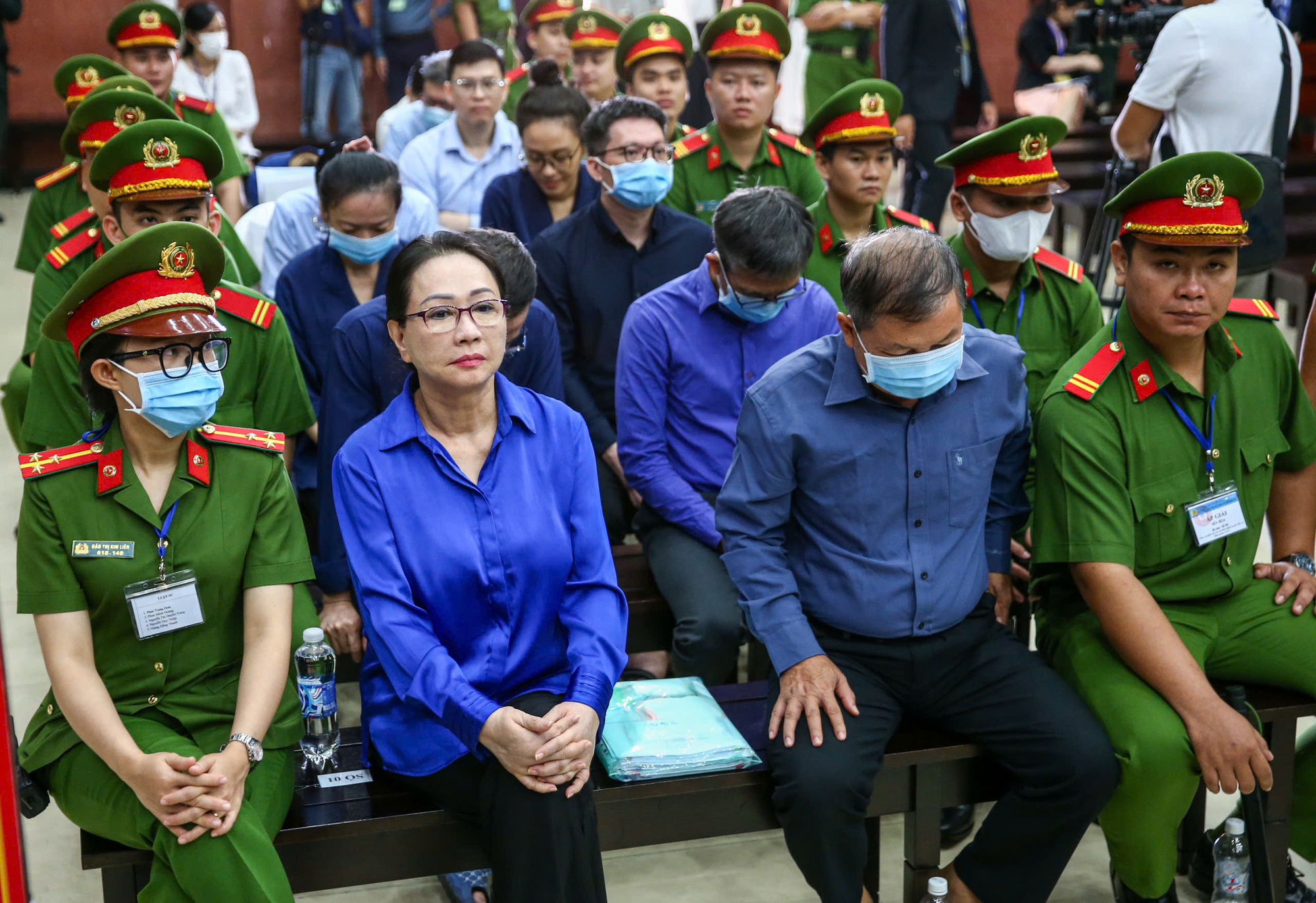 Lời trần tình của cựu tổng giám đốc SCB: Khoản nợ phình to như "cơn lũ cuốn sạch mọi thứ"- Ảnh 1.