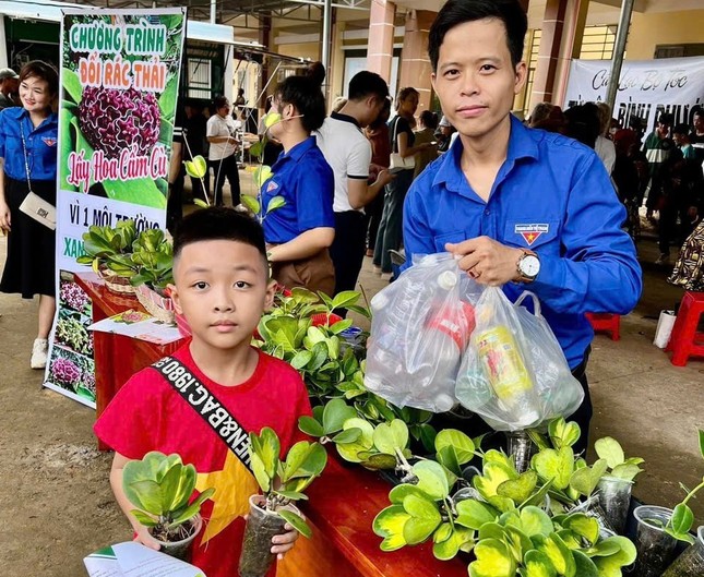 Chàng trai khởi nghiệp thành công từ 'loài hoa lạ’- Ảnh 12.