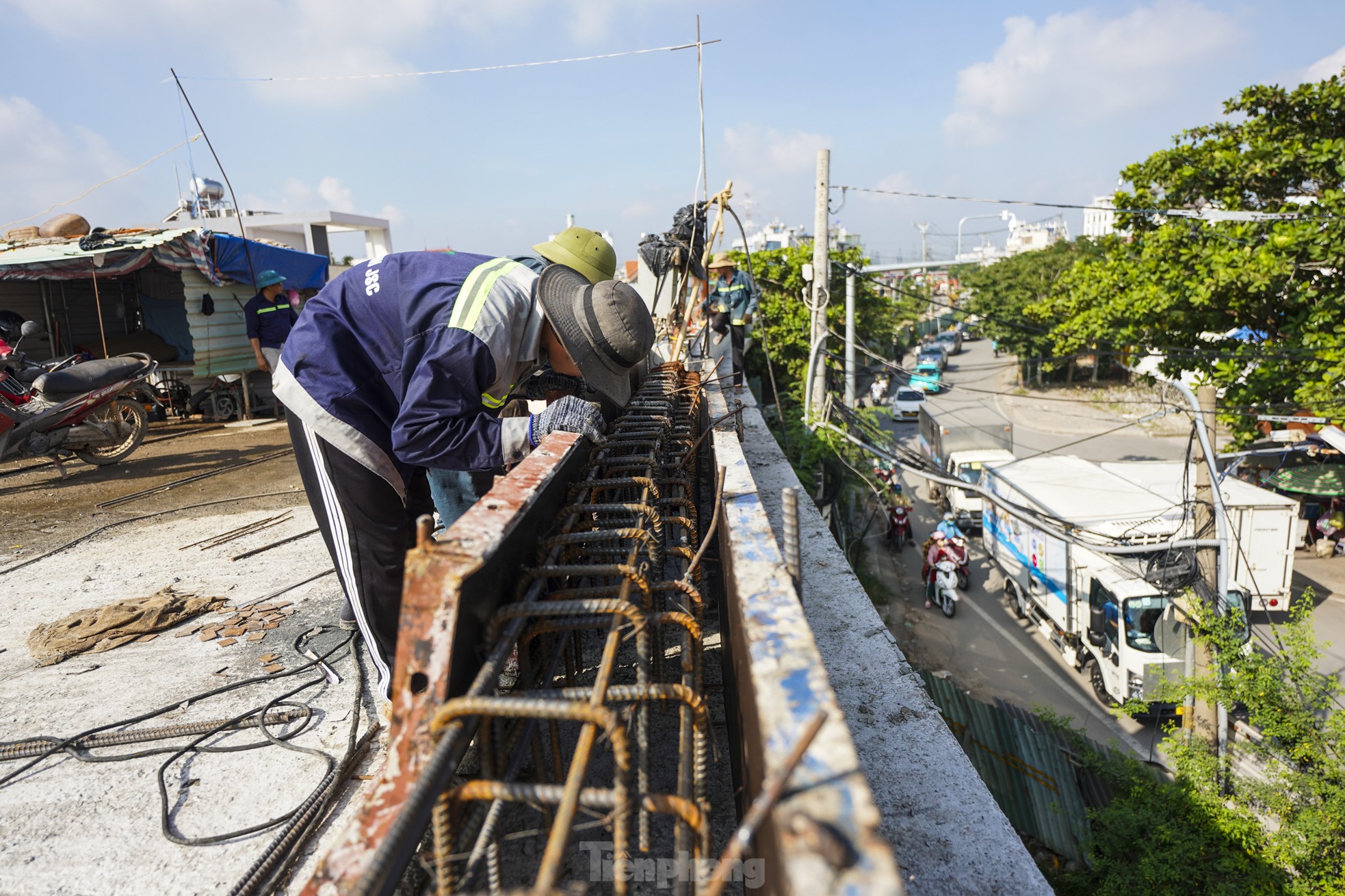 Cận cảnh cầu Phước Long nối quận 7 với huyện Nhà Bè sắp hoàn thành- Ảnh 10.