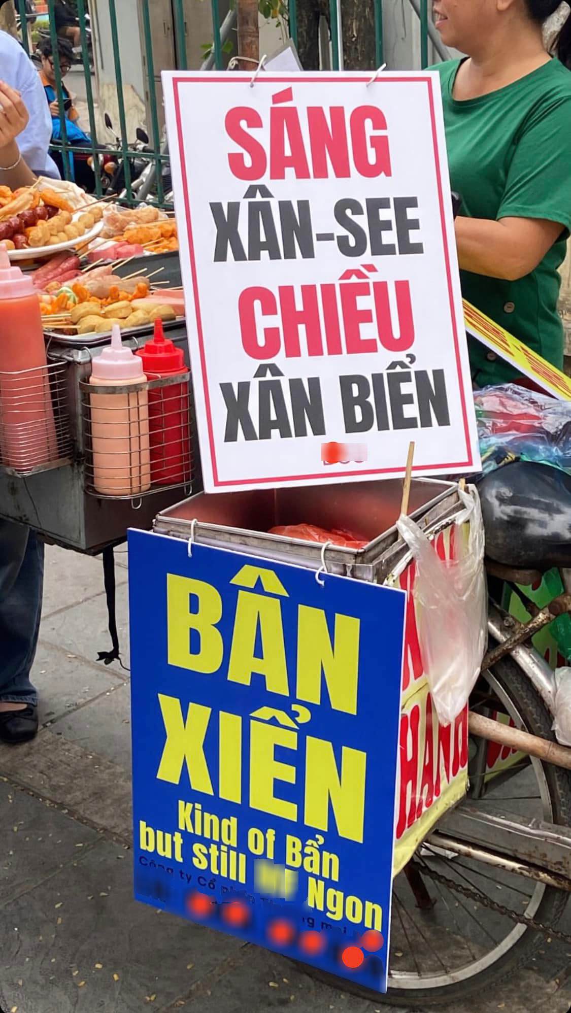 Xe "xiên bẩn" chiếm sóng cõi mạng chỉ bởi tấm bảng, khẳng định "bẩn" nhưng nhiều người vẫn vây quanh- Ảnh 2.