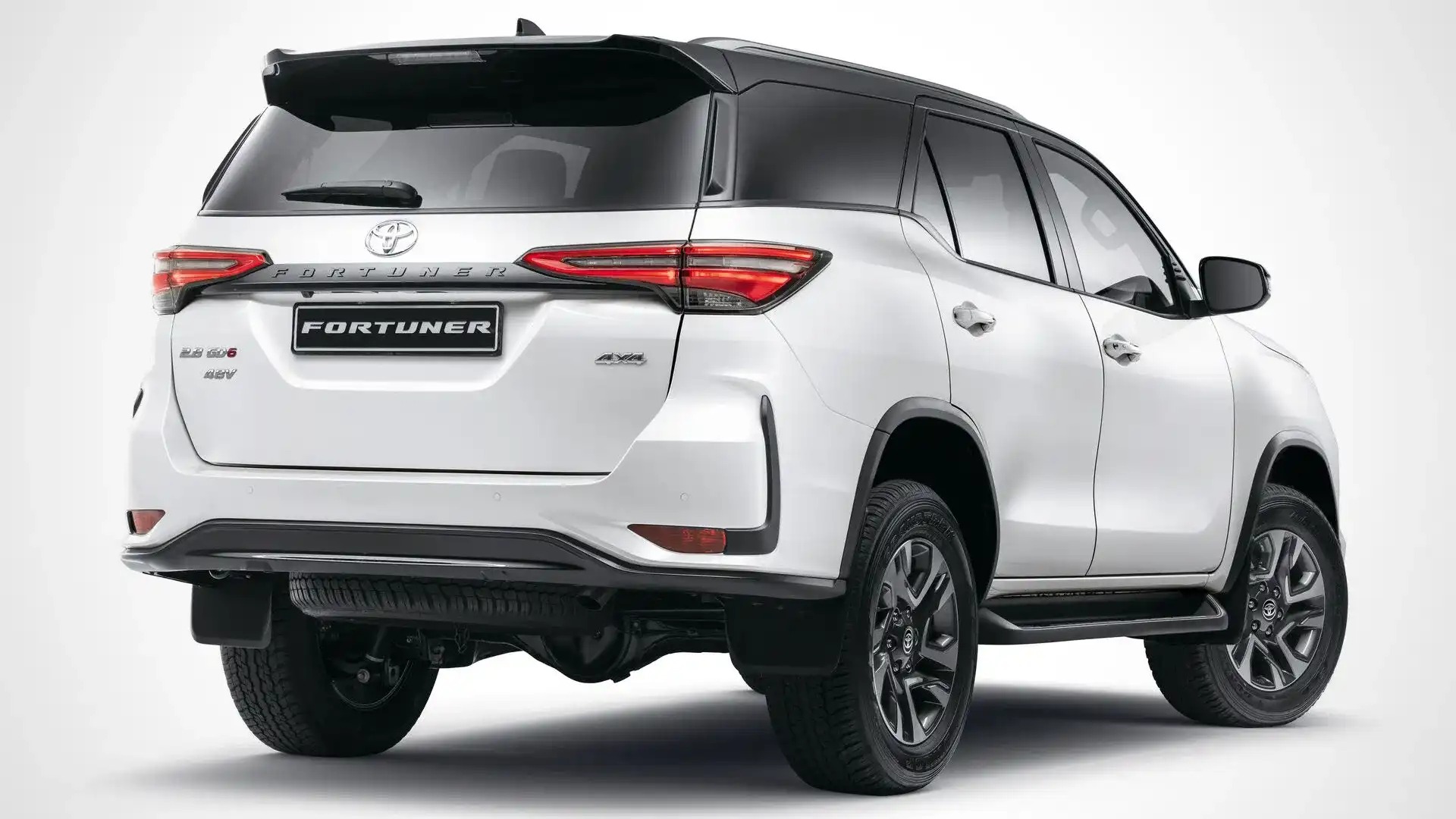 Toyota Fortuner có thêm bản hybrid: Máy dầu 2.8L kèm pin 48V, công suất giữ nguyên, dễ bán ra tại Việt Nam, giá quy đổi từ 1,2 tỷ đồng- Ảnh 2.