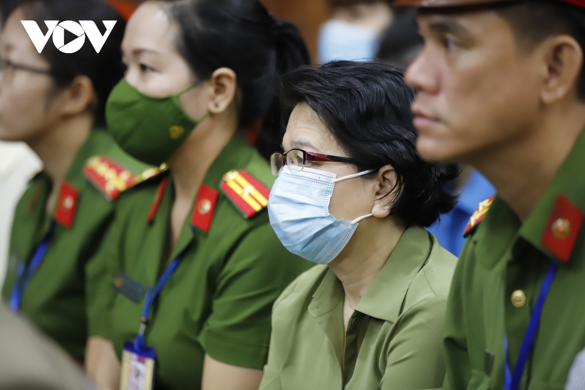 Cựu Cục trưởng Đỗ Thị Nhàn nói "phải trả giá quá đắt, gần như mất hết tất cả"- Ảnh 1.