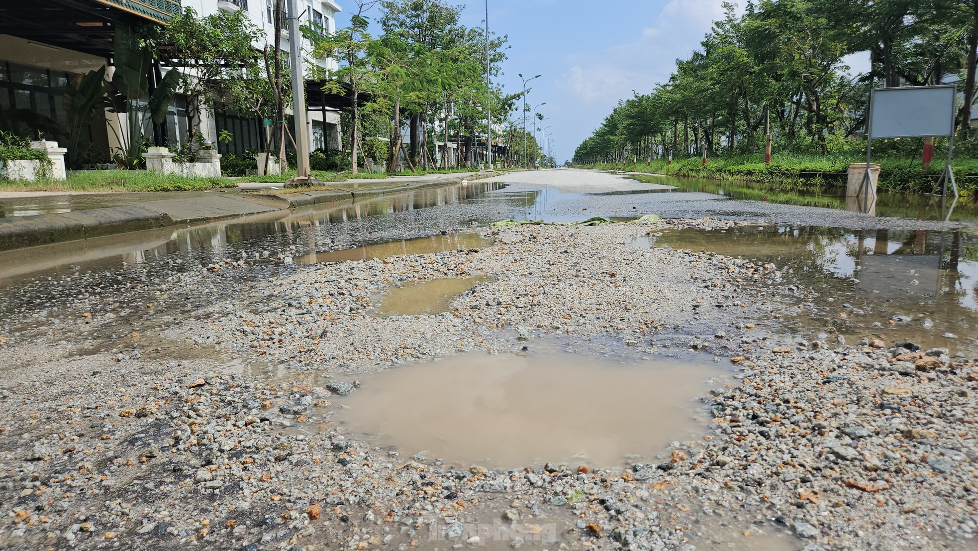 Đường qua khu đô thị cao cấp ở Huế như 'bẫy người'- Ảnh 9.