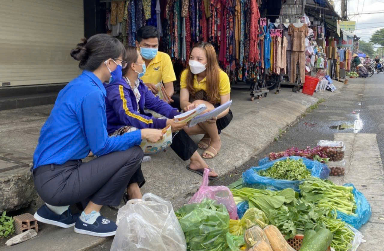 Từ 2025, tài xế xe ôm, lao động tự do có cơ hội được hưởng bảo hiểm tai nạn lao động- Ảnh 2.