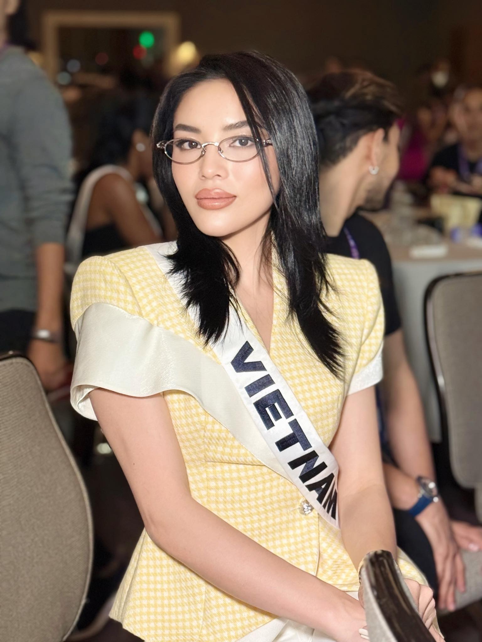 Kỳ Duyên ngày thứ 10 Miss Universe: Người khen "slay", người chê sến, nhưng có 1 điểm cộng cực lớn!- Ảnh 7.