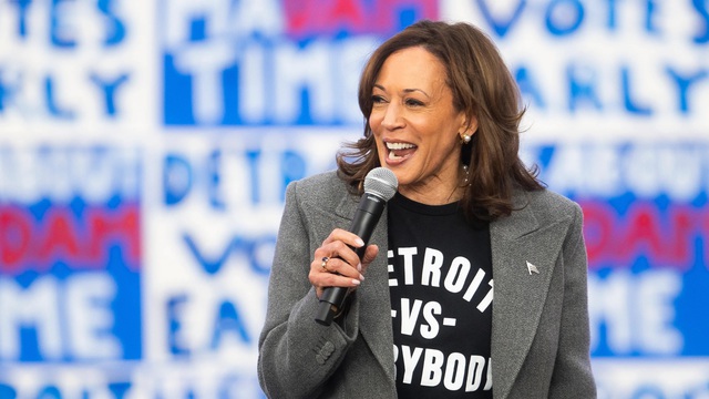 Bà Kamala Harris tại một sự kiện vận động tranh cử - Ảnh: THE DETROIT NEWS