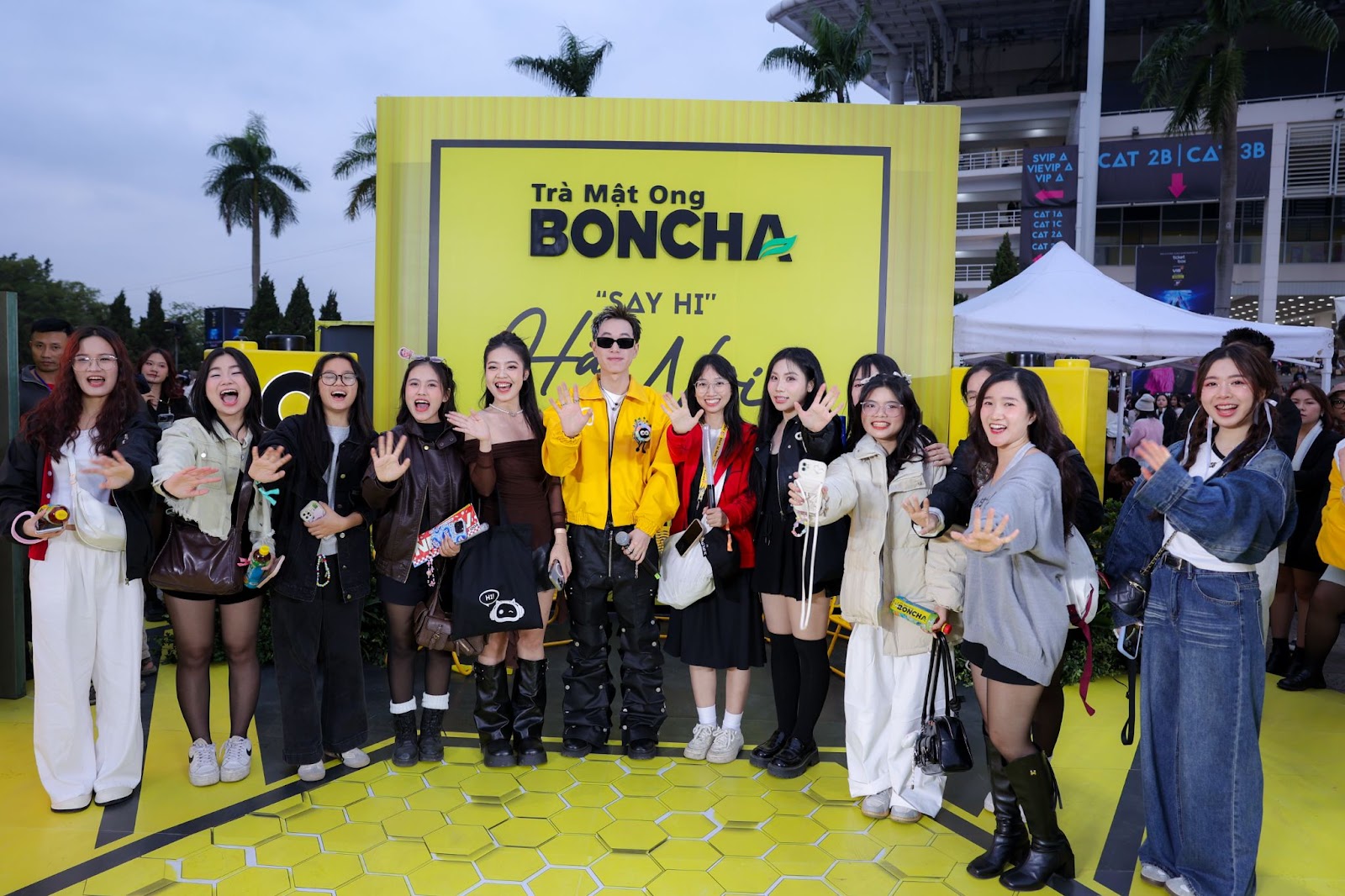 BONCHA và Anh Trai "Say Hi": Cú bắt tay tạo "cơn sốt" với người dùng trẻ- Ảnh 2.