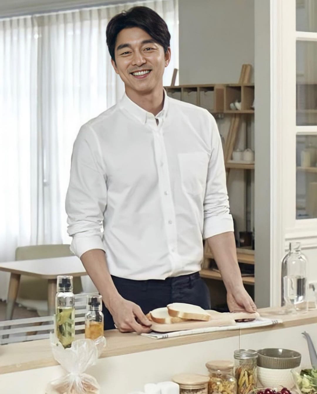 Khối tài sản đáng ngưỡng mộ của nam thần Gong Yoo- Ảnh 2.